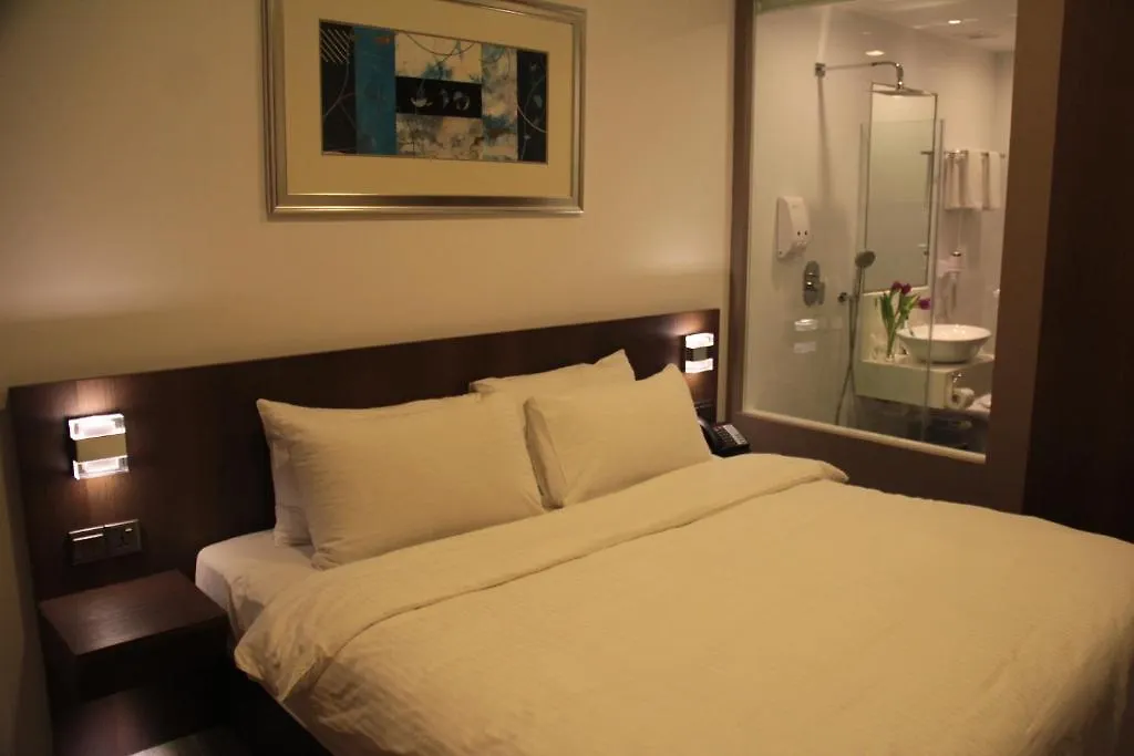 Cove D'Arena Aparthotel Singapore