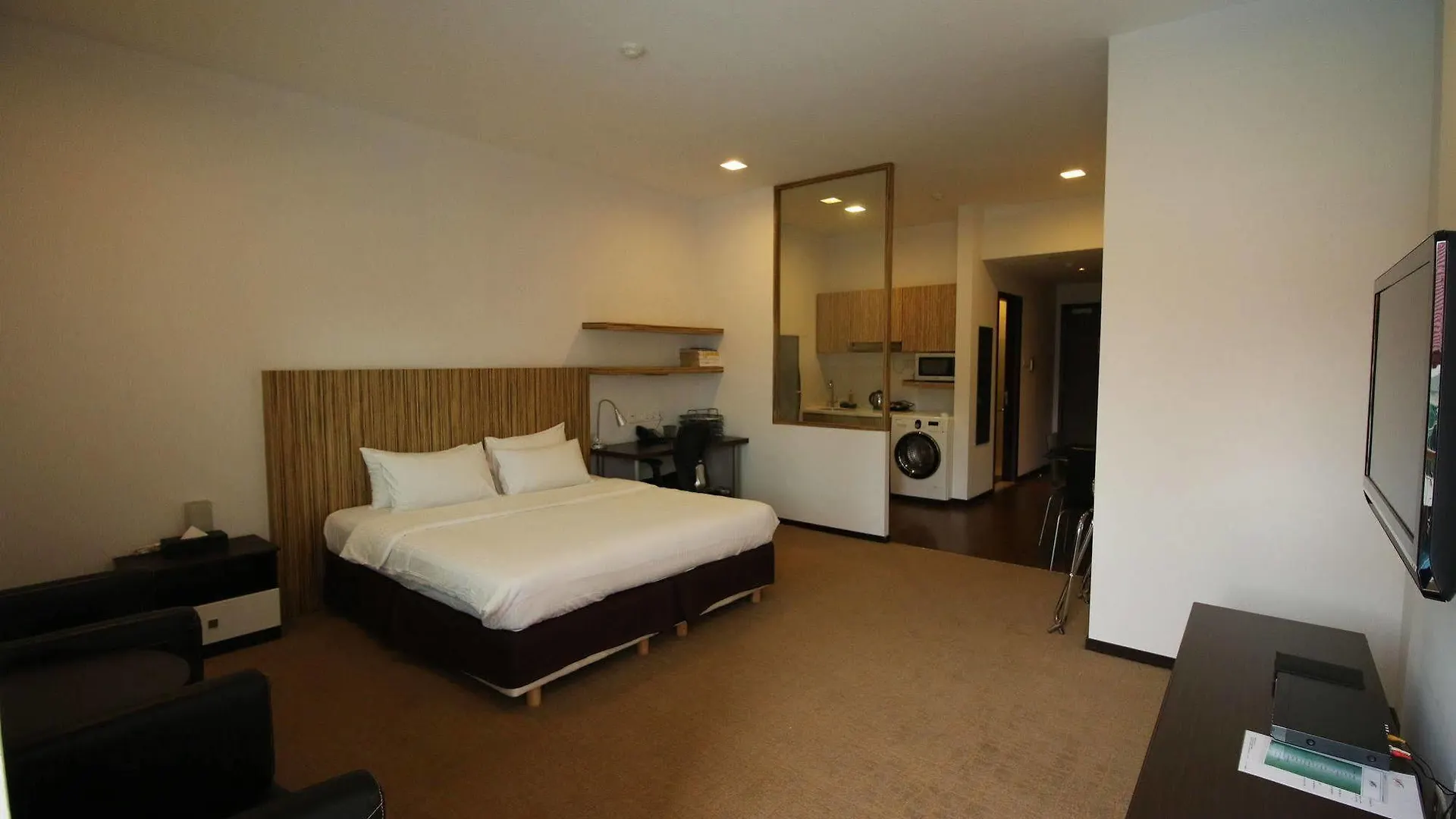 Cove D'Arena Aparthotel Singapore