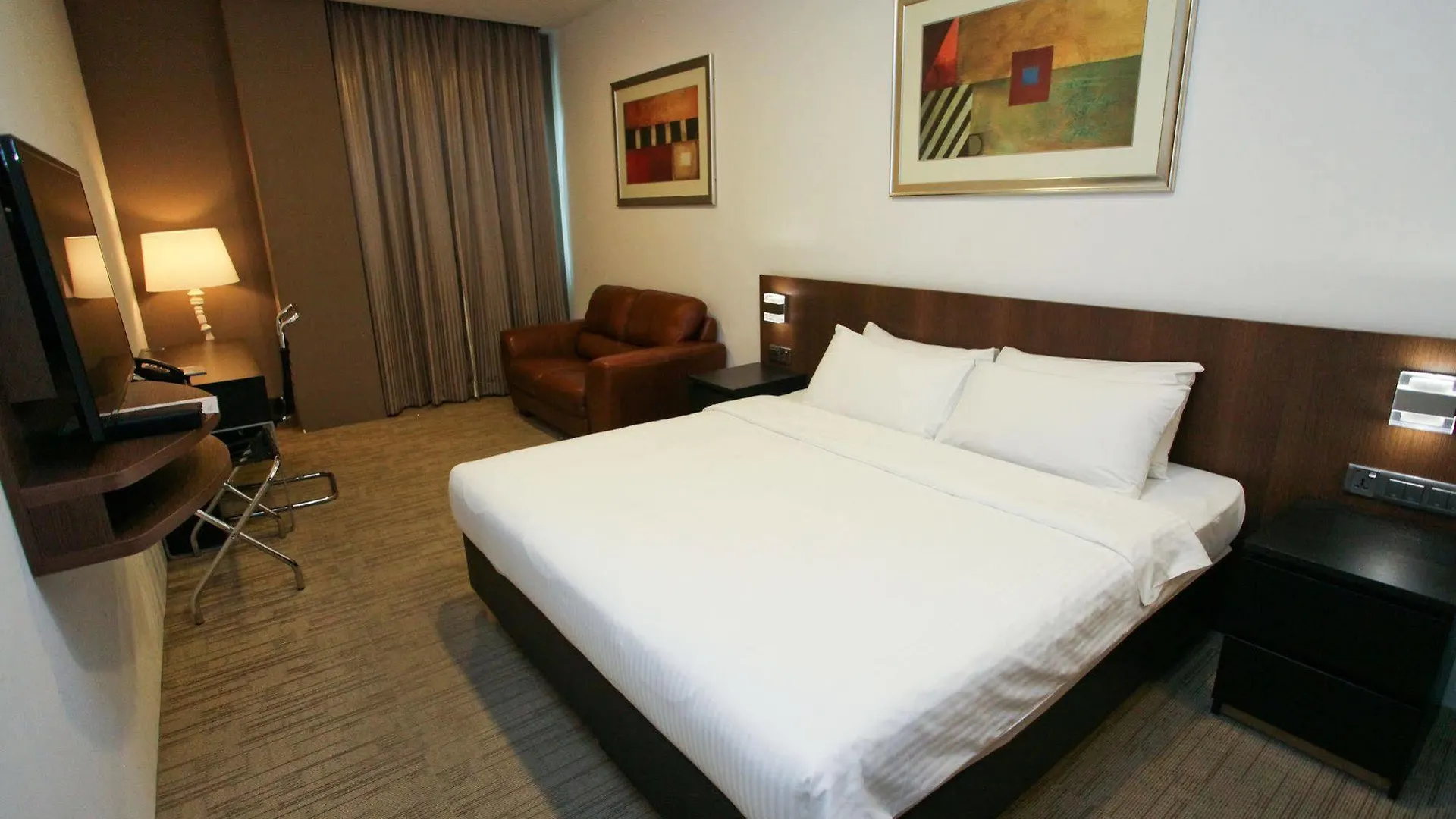 シンガポール Cove D'Arenaアパートホテル